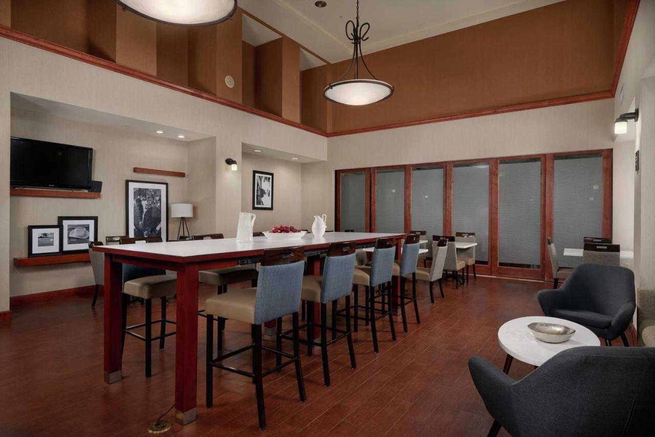 Hampton Inn & Suites Phoenix-Surprise Exterior foto